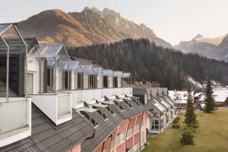 Ramada Hotel & Suites By Wyndham Kranjska Gora - 2