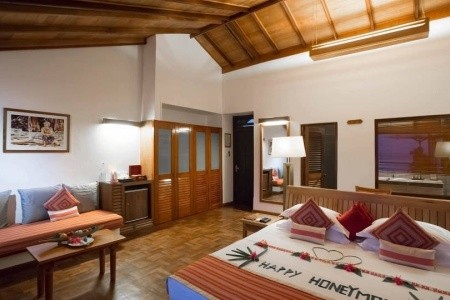 Maldivy  Reethi Beach 13 dňový pobyt Polpenzia Letecky Letisko: Praha May 2026 ( 9/05/26-21/05/26)