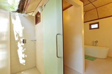 Maldivy  Thulhagiri Island Resort & Spa 9 dňový pobyt Plná penzia Letecky Letisko: Praha September 2026 ( 2/09/26-10/09/26)