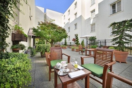 Marrol's Boutique Hotel - 3