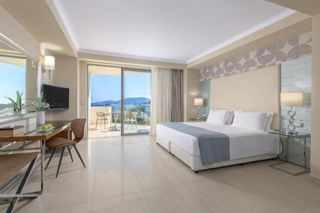 Atrium Platinum Resort Hotel & Spa - 17