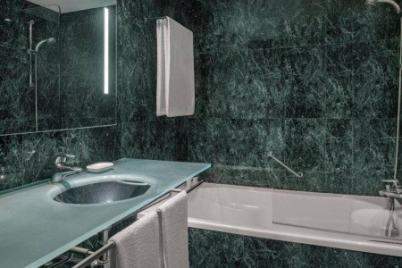 Španielsko Valencia Ac Hotel Valencia 4 dňový pobyt Raňajky Letecky Letisko: Praha June 2026 ( 2/06/26- 5/06/26)