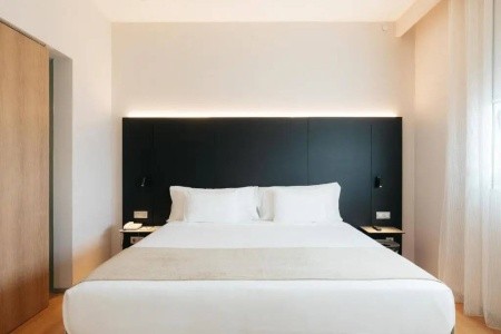 Španielsko Valencia Barcelo Valencia 7 dňový pobyt Raňajky Letecky Letisko: Praha June 2026 ( 9/06/26-15/06/26)