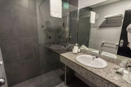 Hotel Malcom & Barret - 6