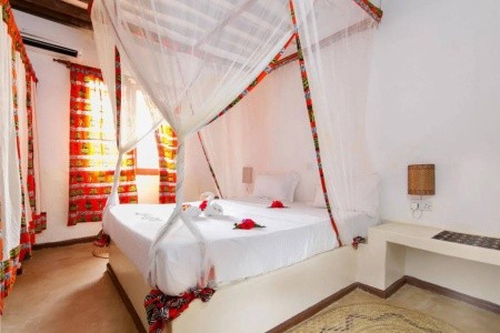 Zanzibar Uroa Paradise Beach Resort 12 dňový pobyt All Inclusive Letecky Letisko: Praha June 2026 (29/06/26-10/07/26)