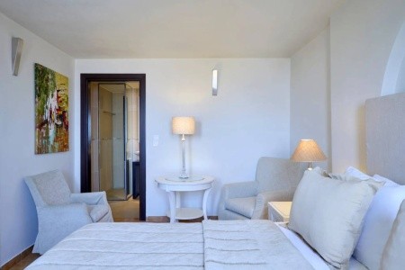Grécko Skiathos Aegean Suites 10 dňový pobyt All Inclusive Letecky Letisko: Viedeň June 2026 (30/06/26- 9/07/26)