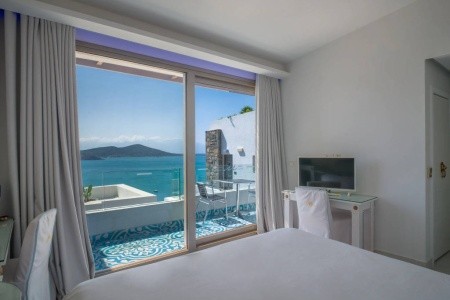 Royal Marmin Bay Boutique & Art - 11