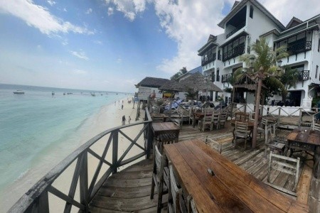 Langi Langi Beach Bungalows - 2