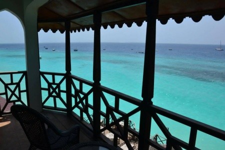 Langi Langi Beach Bungalows - 11