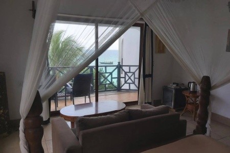 Langi Langi Beach Bungalows - 15