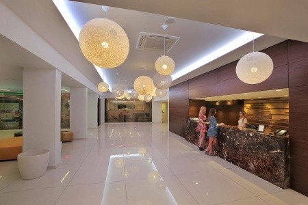 Cyprus Ayia Napa Nelia Beach 8 dňový pobyt Raňajky Letecky Letisko: Viedeň May 2026 ( 9/05/26-16/05/26)