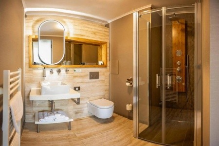 Mama's Design & Boutique - 7