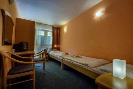 Slovensko Malá Fatra Boboty 8 dňový pobyt Raňajky Vlastná October 2026 (22/10/26-29/10/26)