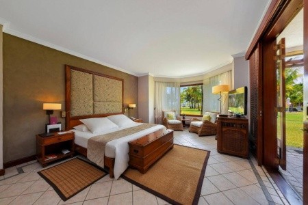 Maurícius Le Morne Dinarobin Beachcomber Golf Resort & Spa 9 dňový pobyt All Inclusive Letecky Letisko: Praha July 2026 (19/07/26-27/07/26)