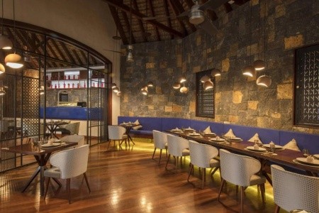 Maurícius Le Morne Dinarobin Beachcomber Golf Resort & Spa 9 dňový pobyt All Inclusive Letecky Letisko: Praha July 2026 (19/07/26-27/07/26)