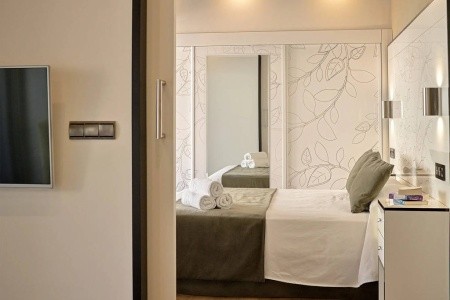 Španielsko Costa Del Sol Apartamentos Suites Oficentro Deluxe 5 dňový pobyt Bez stravy Letecky Letisko: Praha December 2026 (15/12/26-19/12/26)