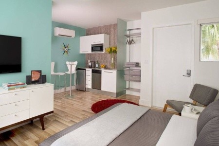 1818 Meridian House - 2