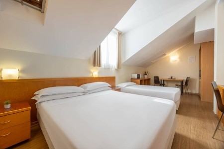 Ih Aparthot Milano Argonne Park - 10