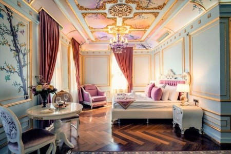 Seven Hills Palace - 14