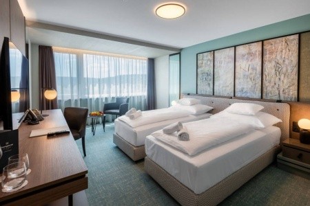 Maďarsko Balaton Hunguest Bál Resort 7 dňový pobyt Raňajky Vlastná June 2026 (20/06/26-26/06/26)