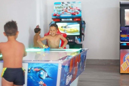 Turecko Turecká riviéra Club Aqua Plaza 8 dňový pobyt Ultra All inclusive Letecky Letisko: Praha June 2026 ( 9/06/26-16/06/26)