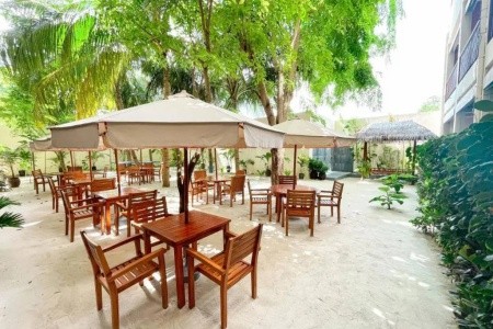 Maldivy Atol Ari Araamu Holidays & Spa 8 dňový pobyt Plná penzia Letecky Letisko: Praha December 2026 (19/12/26-26/12/26)