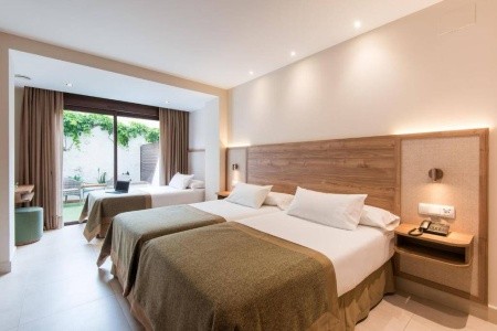 Španielsko Costa Del Sol Tarik 15 dňový pobyt Raňajky Letecky Letisko: Praha April 2026 (16/04/26-30/04/26)