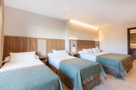 Španielsko Costa Del Sol Tarik 15 dňový pobyt Raňajky Letecky Letisko: Praha April 2026 (16/04/26-30/04/26)