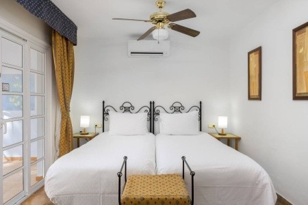 Sunset Harbour Club - 8