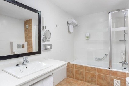 Sunset Harbour Club - 10