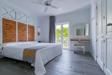 Parque Del Sol (Playa De Faňabe) - 6