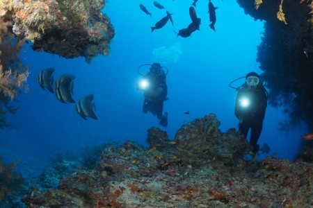 Maldivy  Adaaran Select Meedhupparu 8 dňový pobyt All Inclusive Letecky Letisko: Praha September 2026 (22/09/26-29/09/26)