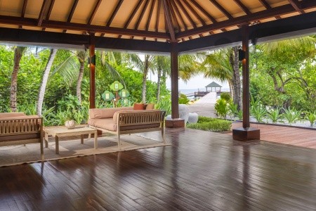 Maldivy  Adaaran Select Meedhupparu 8 dňový pobyt All Inclusive Letecky Letisko: Praha September 2026 (22/09/26-29/09/26)