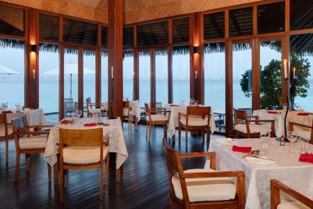 Maldivy  Adaaran Select Meedhupparu 8 dňový pobyt All Inclusive Letecky Letisko: Praha September 2026 (22/09/26-29/09/26)