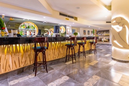 Flamenco Beach & Resort - 38