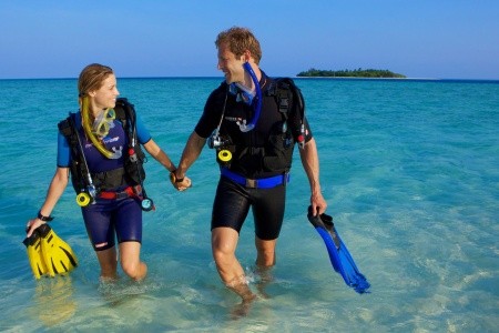 Maldivy Lhaviyani Atol Komandoo Resort 10 dňový pobyt All Inclusive Letecky Letisko: Praha August 2026 (28/08/26- 6/09/26)