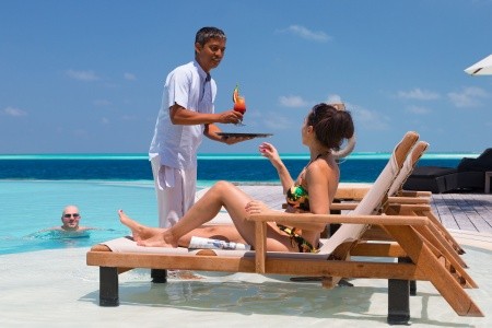 Maldivy Lhaviyani Atol Komandoo Resort 10 dňový pobyt All Inclusive Letecky Letisko: Praha August 2026 (28/08/26- 6/09/26)