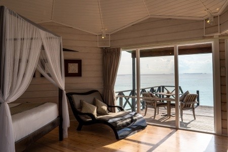 Maldivy Lhaviyani Atol Komandoo Resort 10 dňový pobyt All Inclusive Letecky Letisko: Praha August 2026 (28/08/26- 6/09/26)