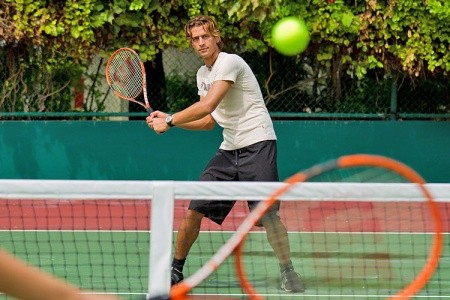 Maldivy Severný Atol Male Niva Kurumba Maldives 7 dňový pobyt Plná penzia Letecky Letisko: Praha June 2026 (26/06/26- 2/07/26)