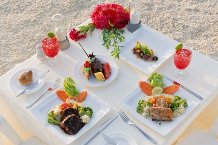 Maldivy Atol Ari Safari Island 7 dňový pobyt Polpenzia Letecky Letisko: Praha July 2026 ( 8/07/26-14/07/26)