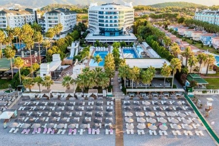 Q Premium Resort - 26