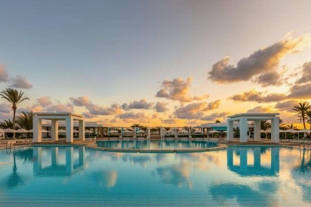 Tunisko, Djerba, Radisson Blu Palace Resort & Thalasso, za <span>41.805</span> Kč