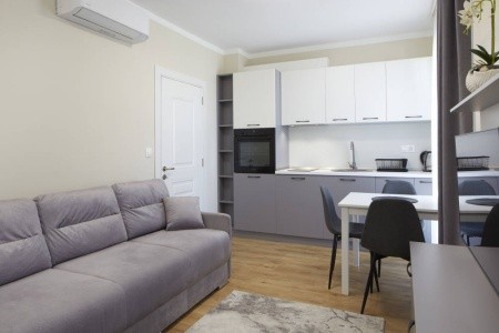 Bellicity Apart Complex - 28