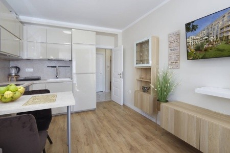 Bellicity Apart Complex - 30