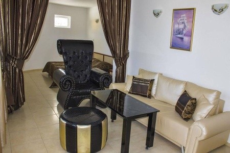 Family Korab Renesa - 12