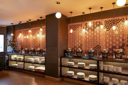 Bespoke Trendy Hotel Hanoi - 8