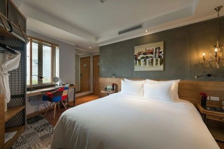 Bespoke Trendy Hotel Hanoi - 13
