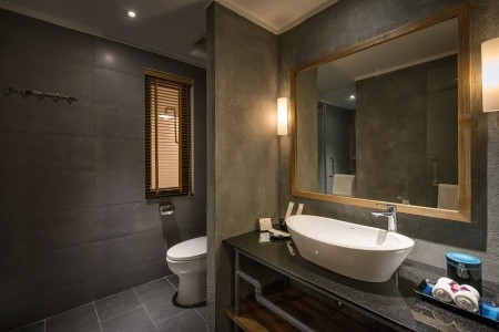 Bespoke Trendy Hotel Hanoi - 16