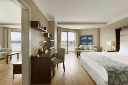 Ramada Plaza By Wyndham Antalya - 37