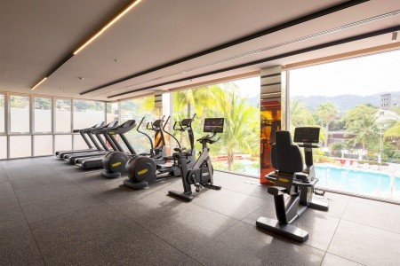 Thajsko Phuket Centara Karon Resort 7 dňový pobyt Polpenzia Letecky Letisko: Praha February 2027 (14/02/27-20/02/27)